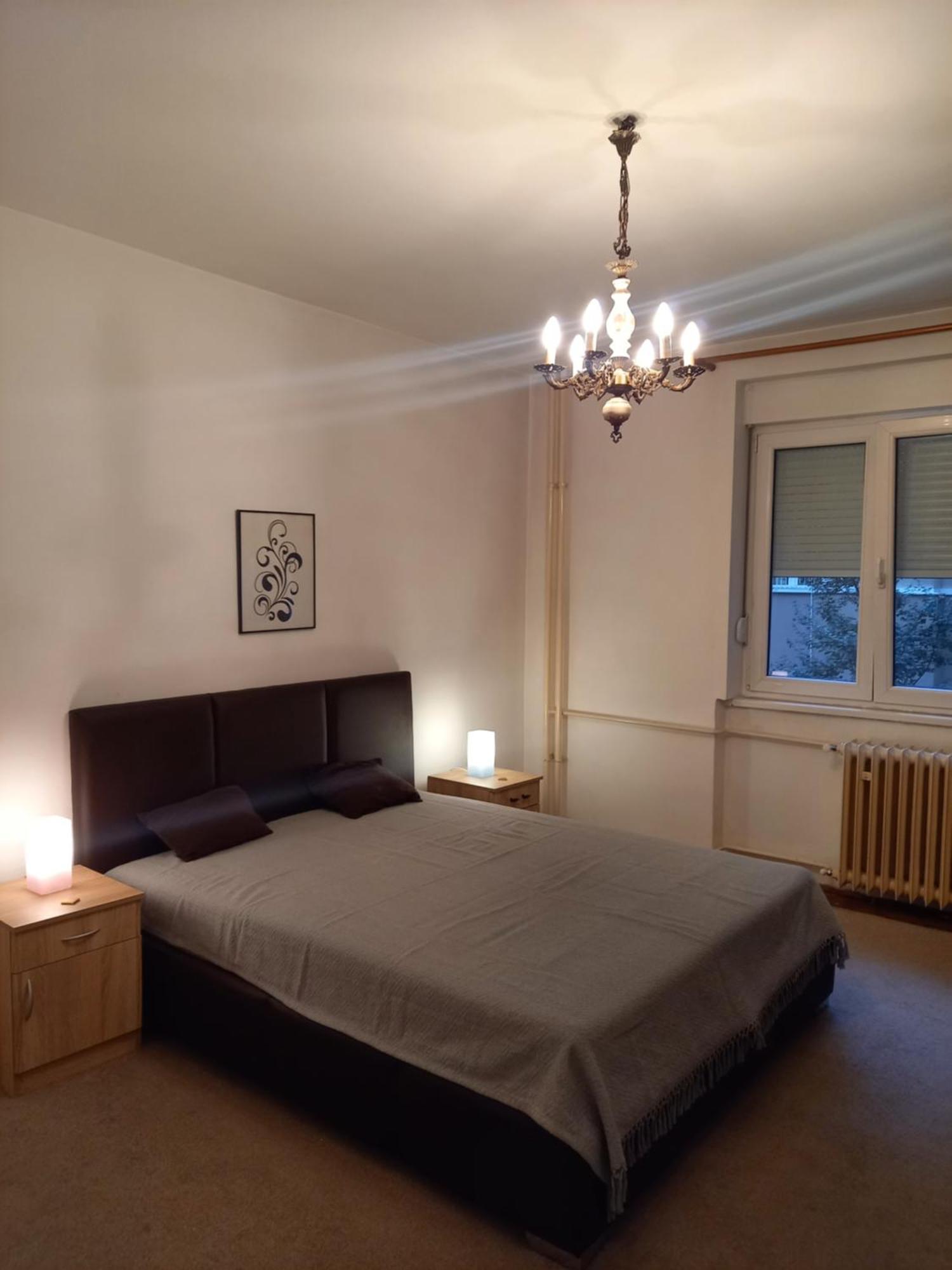 Nikola Hram Lejlighed Beograd Eksteriør billede